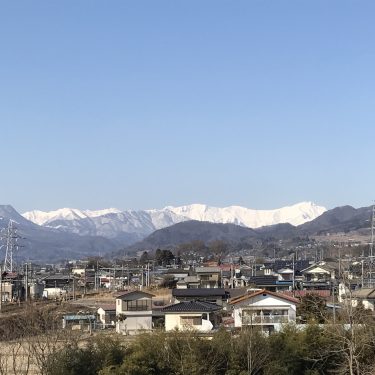 真っ白な谷川岳