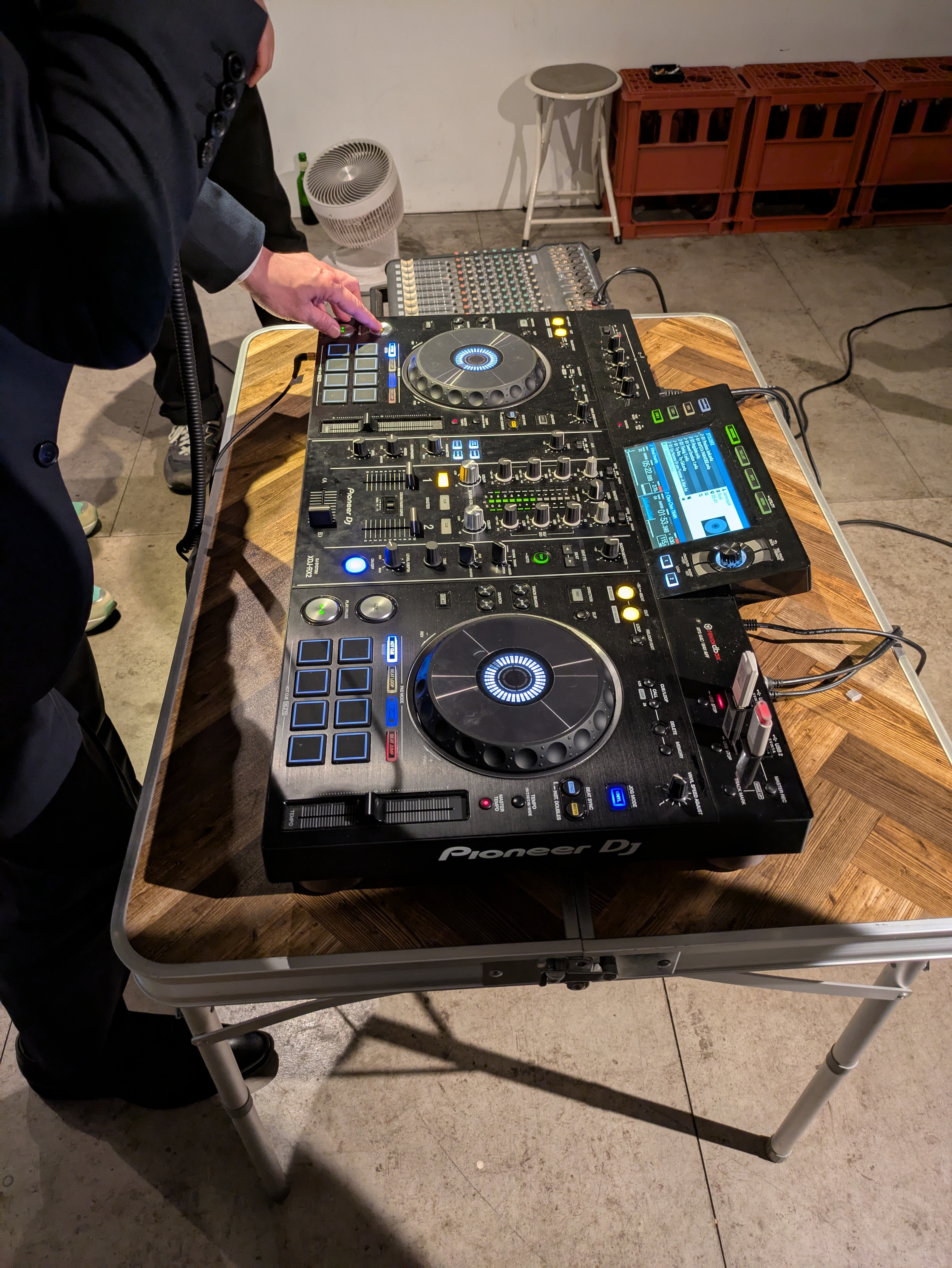 目指せ、DJデビュー!取手駅近くのBarコンフリでDJ教室