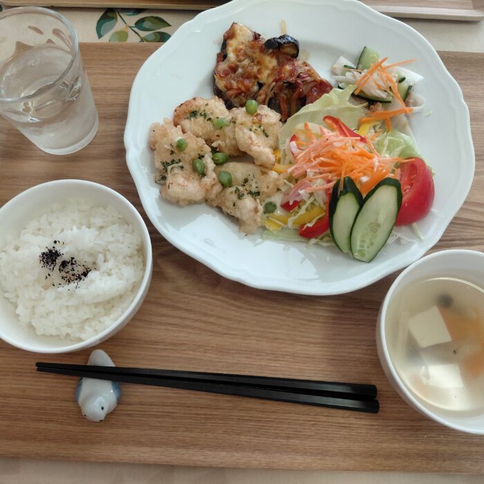 野菜たっぷりおまかせランチ♪