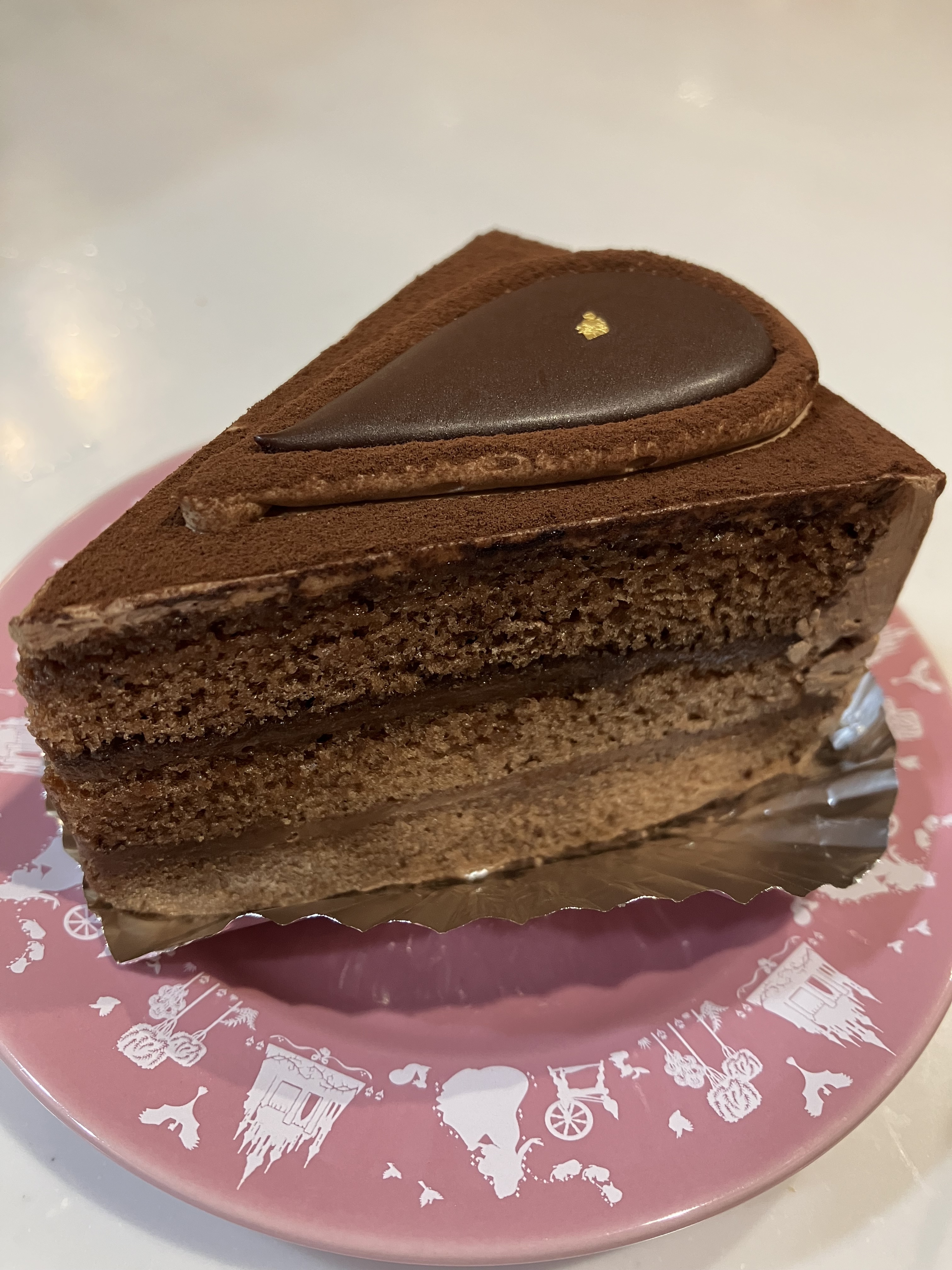 マッターホルンのチョコケーキ