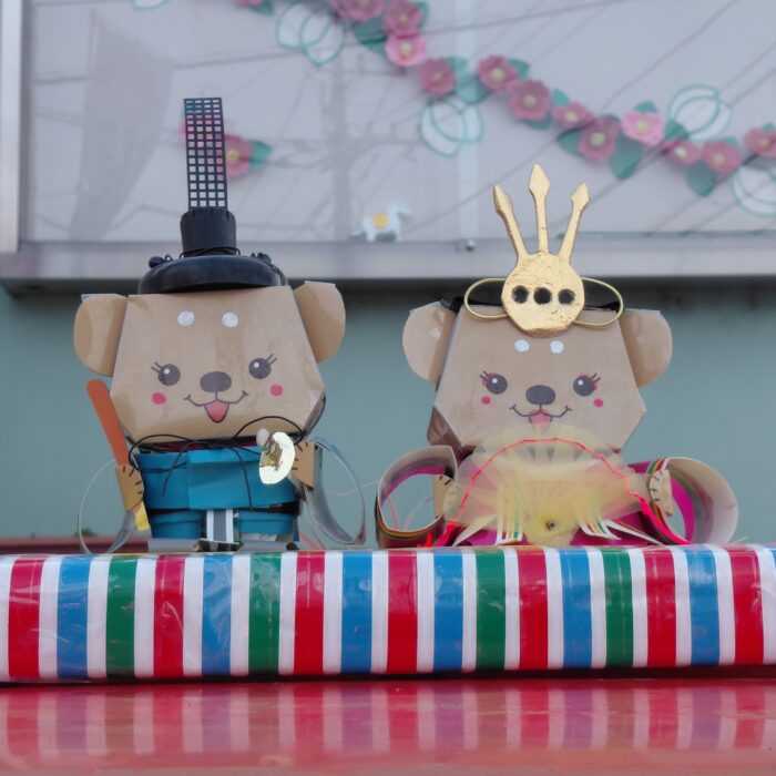 郵便局のひな飾り