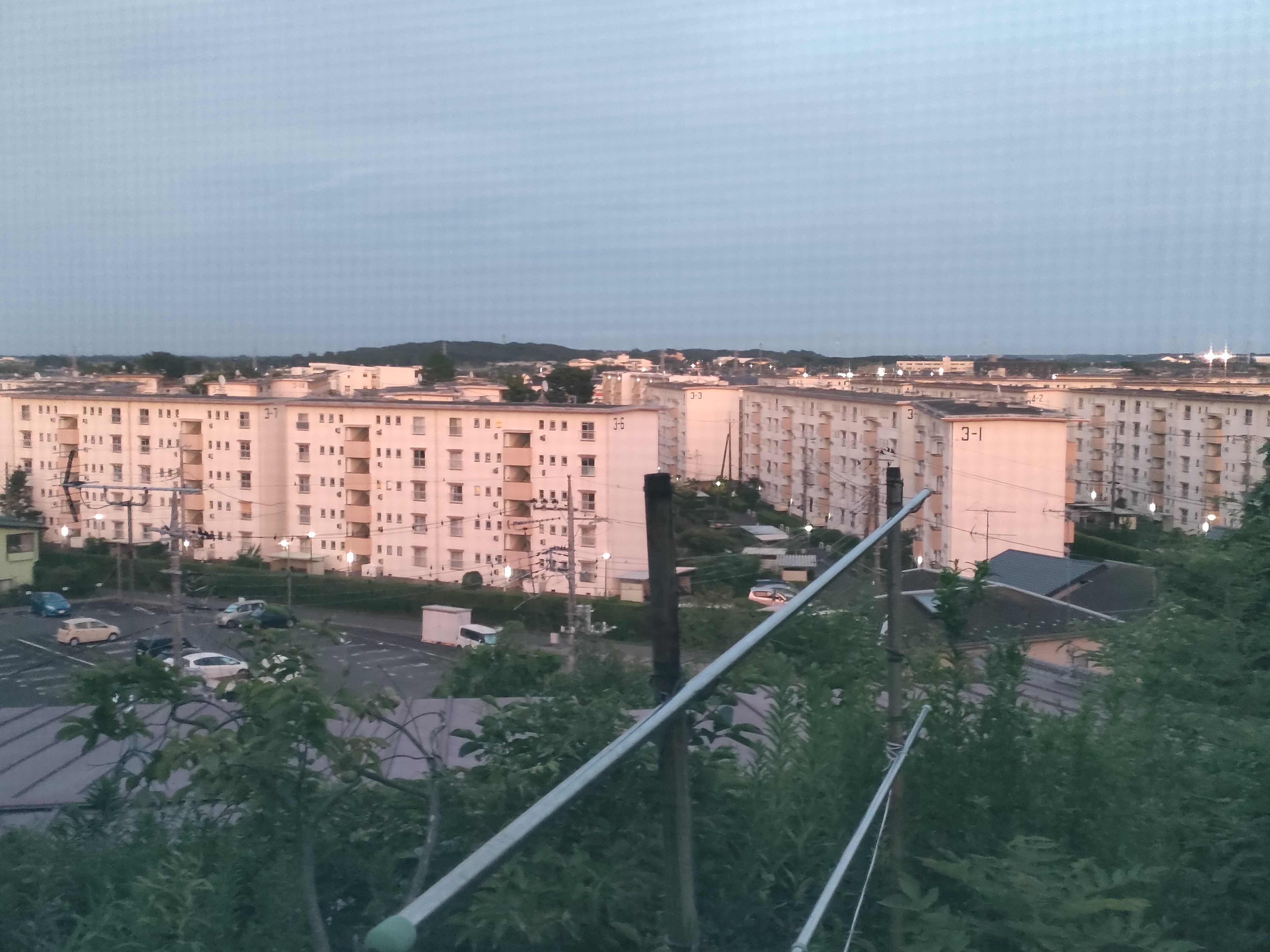 夕映えの井野団地