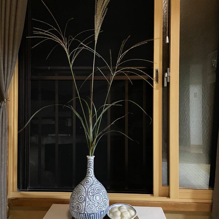 中秋の名月を愛でる。
