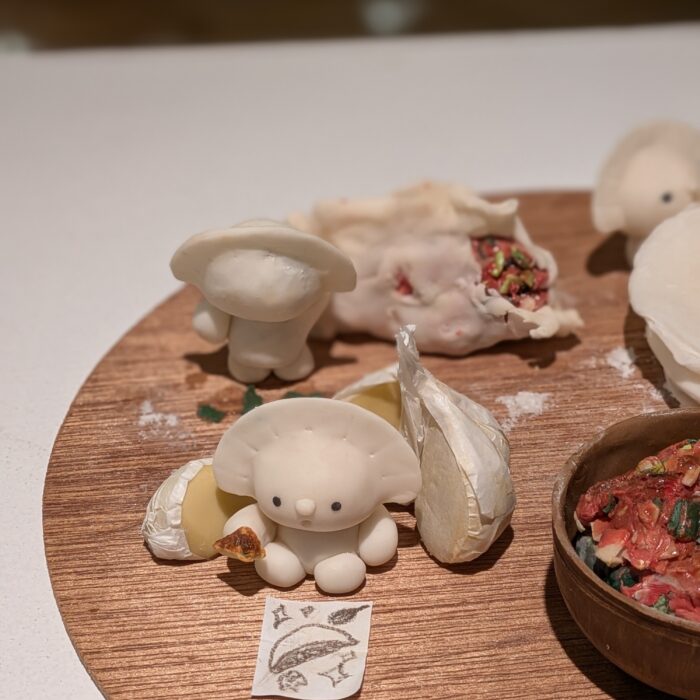アートギャラリーにかわいい餃子が！